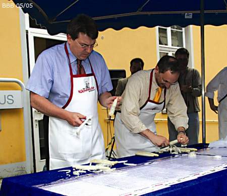 Michael Kreuzberg und Wolfgang Henseler im Einsatz